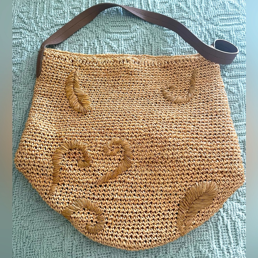 Flora Bella Straw Metallic Gold Weave Shoulder Bag